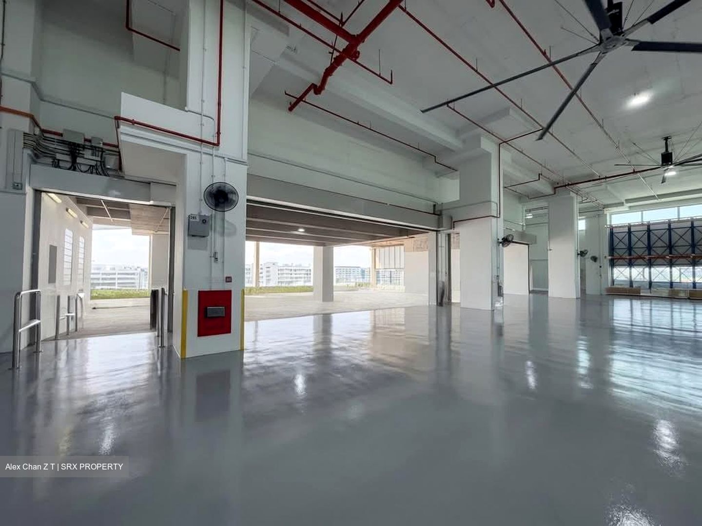 Simei MRT (D18), Warehouse #578704451